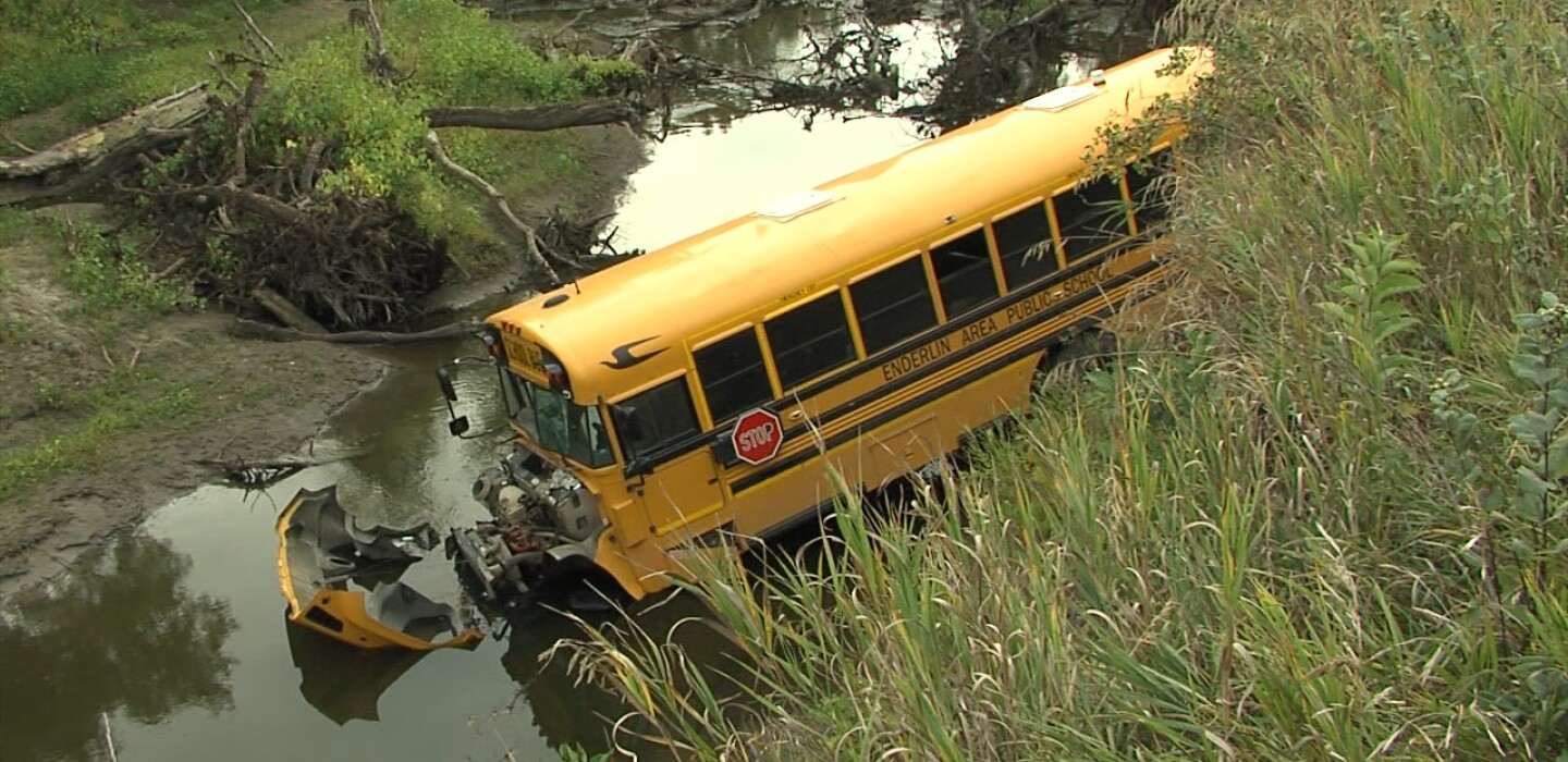 Bus Driver Who Crashed Into Maple River Identified Video Under Review Inforum Fargo Moorhead And West Fargo News Weather And Sports