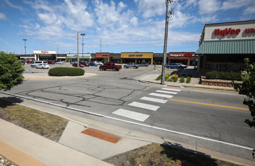 062221-barlow-plaza-8327.jpg