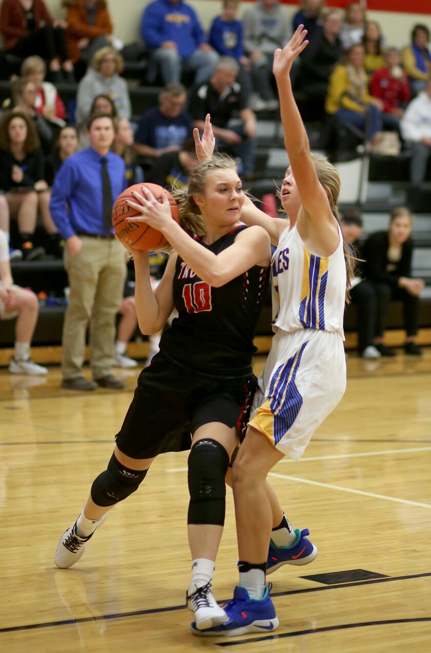 Trojans Girls vs Windom S3.jpg