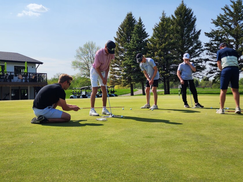 052323.s.ff.SpudsGolf.PuttPractice.jpg