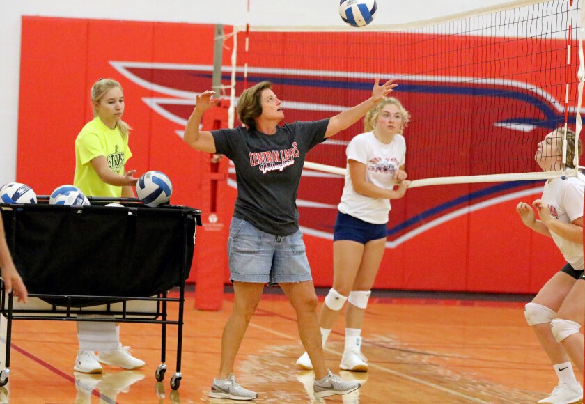 082119.S.BD.Volleyball2.jpg