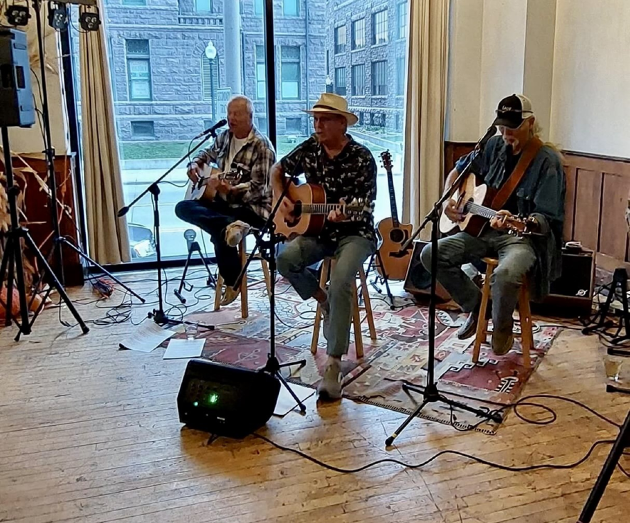 Tom Listul and the Lecy brothers to perform at Saturday Art Market