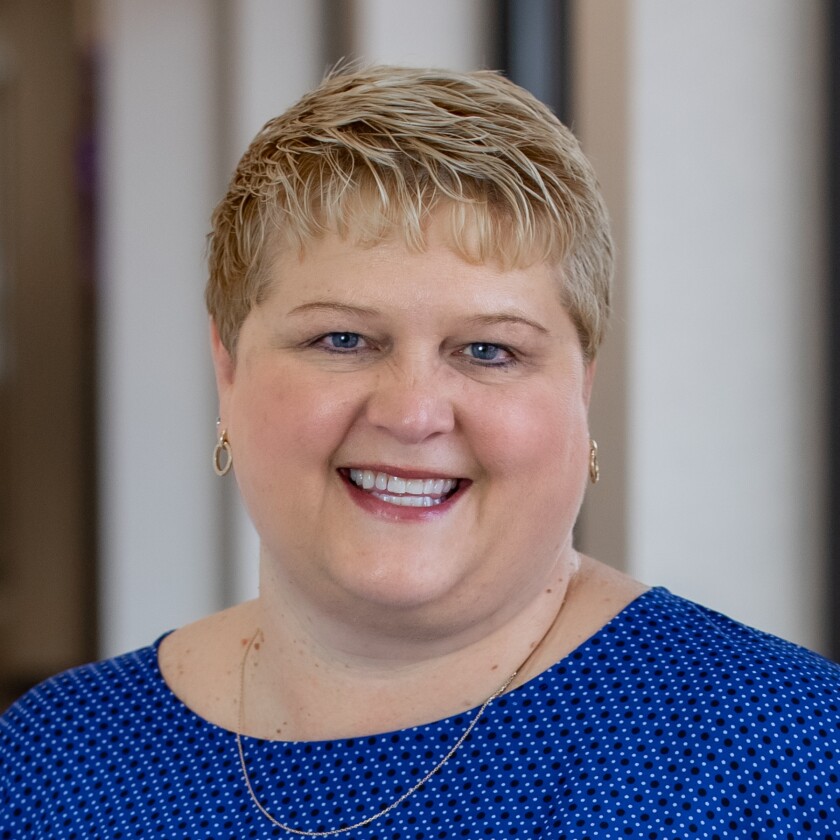 Lori_Horstman-2340-E-Outlook.jpg
