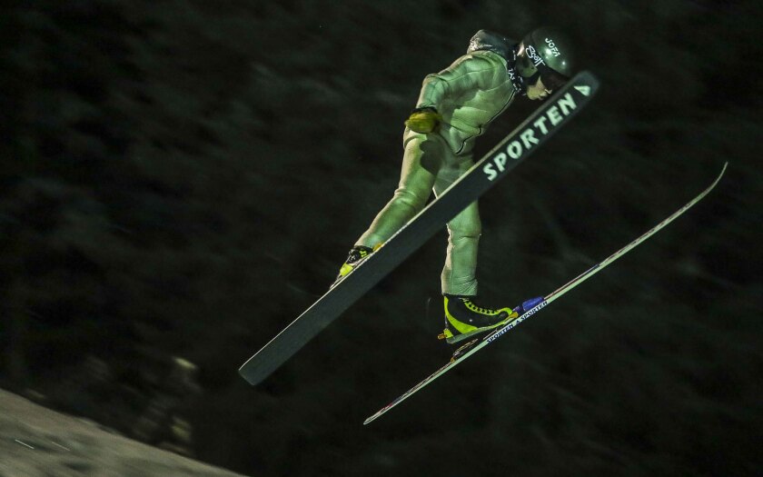 121620.S.DNT.SKIJUMP.C04.jpg
