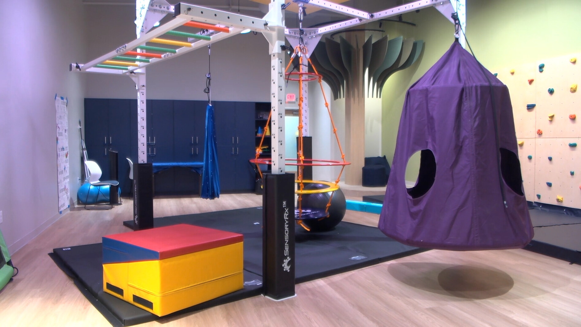 Valley Christian opens children's therapy center in Fargo