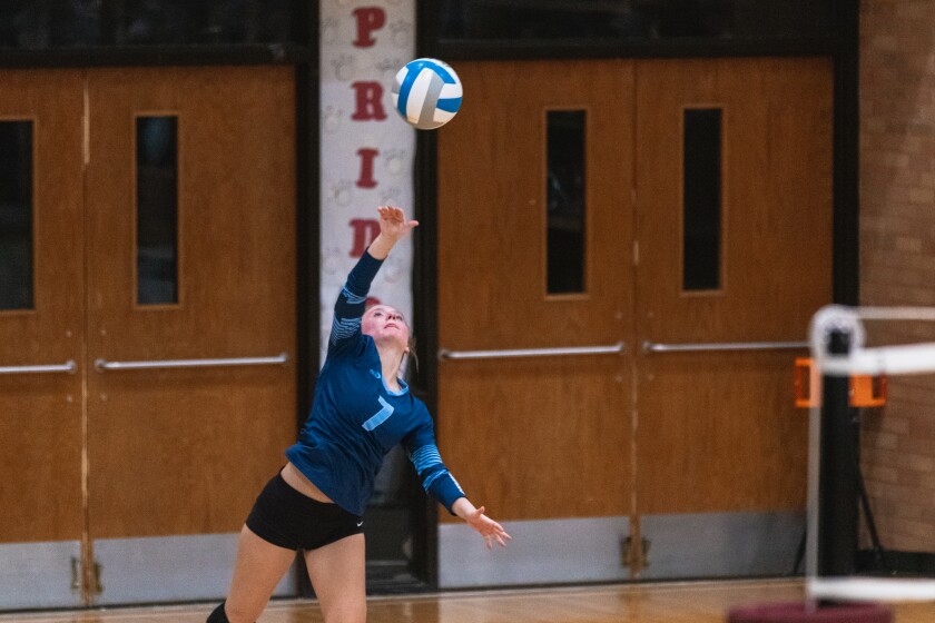 11-1-22PrepVolleyballHansonvsPlatte-Geddes-24.jpg