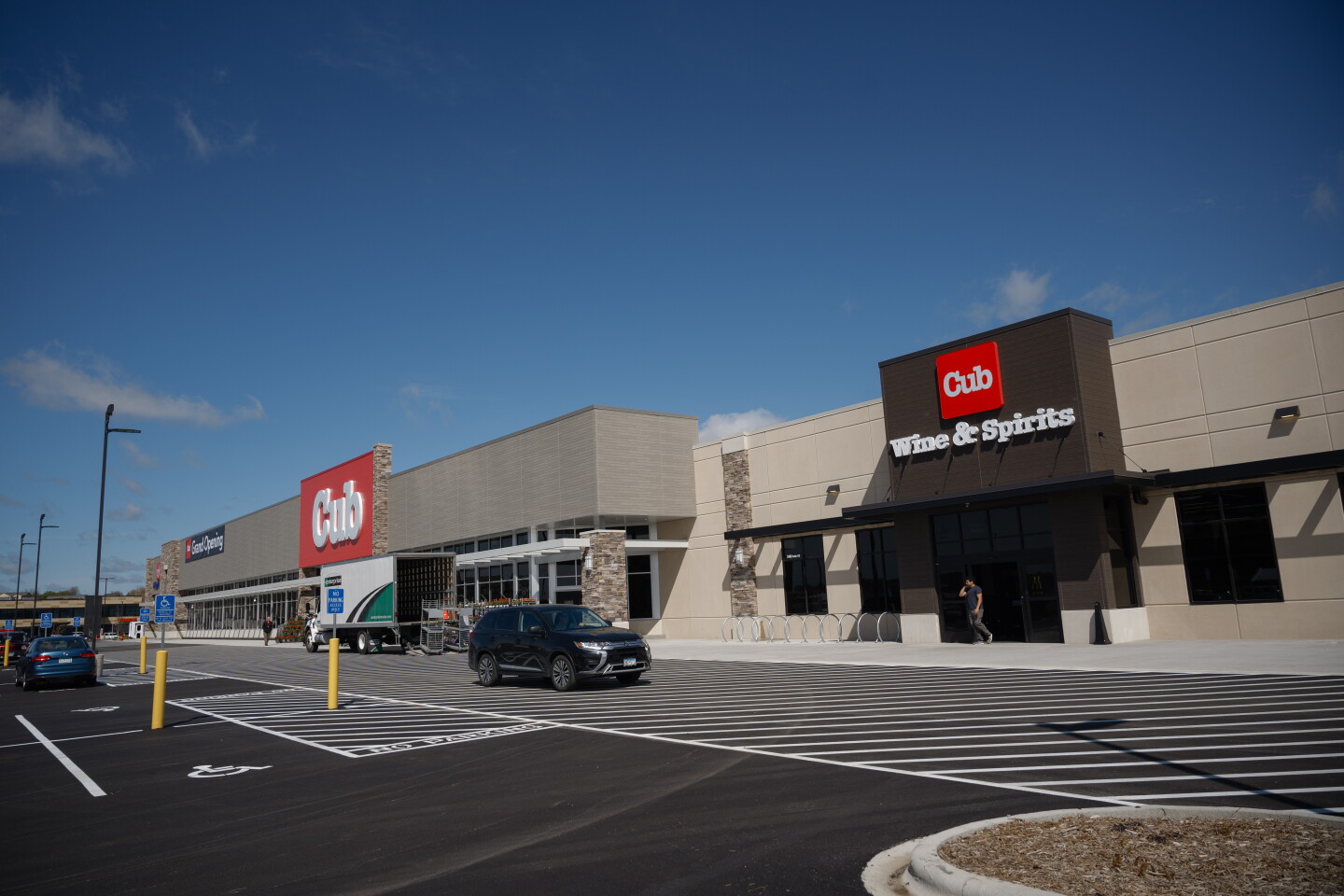 Cub Store Map Cub's new northwest store opens as new home of Rochester liquor store ...