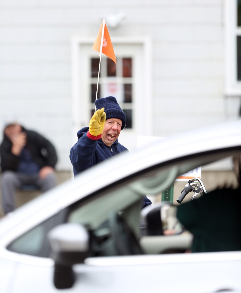 051620 N DG Albert Birthday drive by S3.jpg