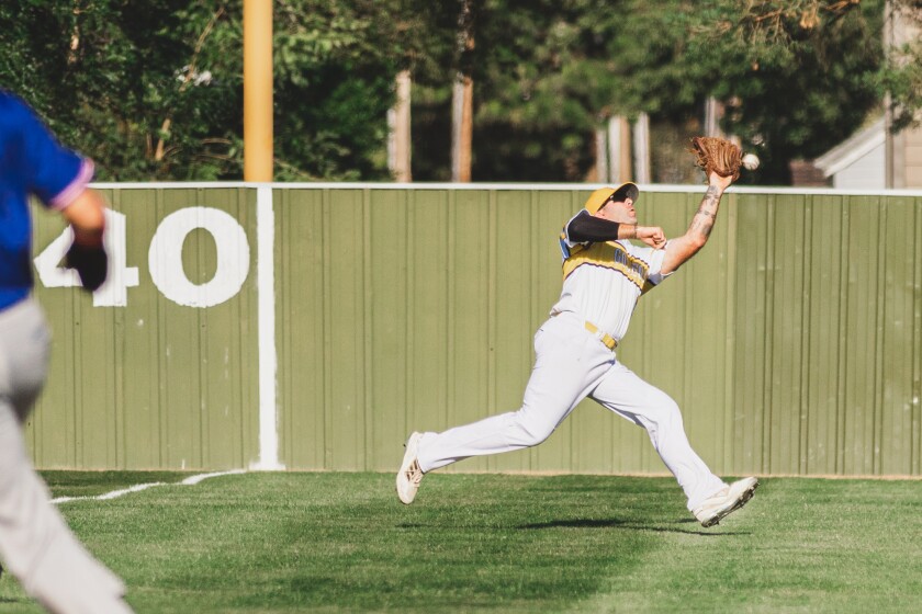 8-3-22StateAmateurBaseballPlankinton-Madison-5.jpg