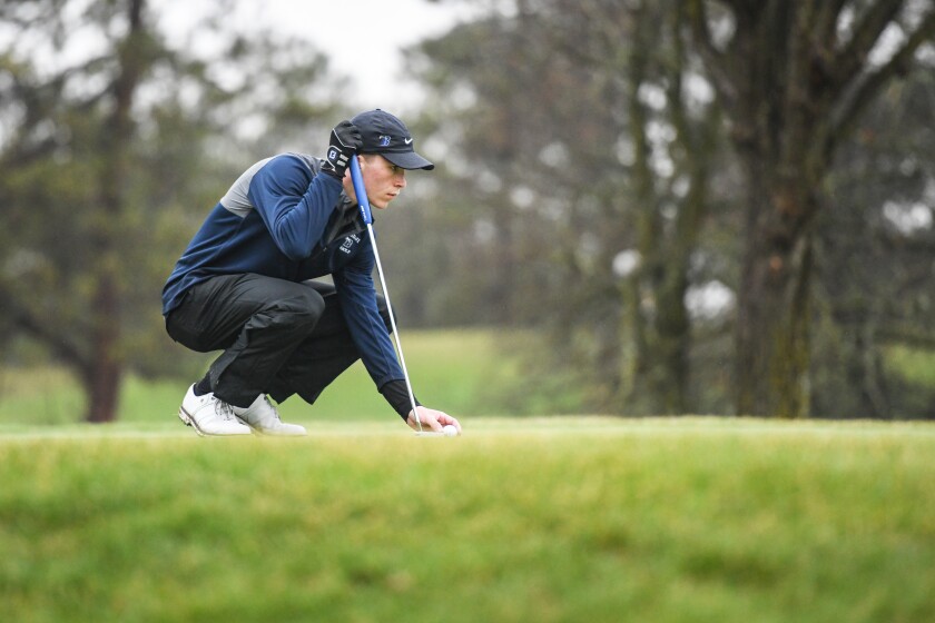 051122.S.BP.BHSBGOLF Nick Yavarow.jpg