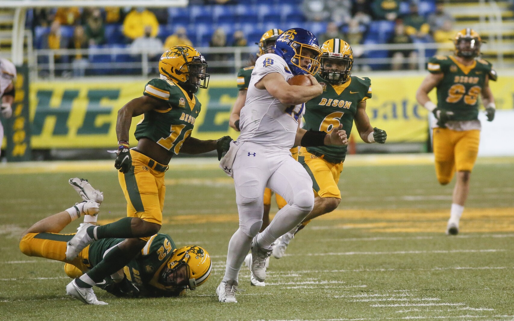 Iowas Underrated Qb Gronowski And Ferentzs Bold New Era - fhroq9j