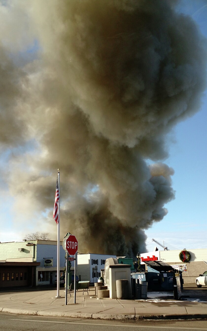2192282+carlton fire.jpg