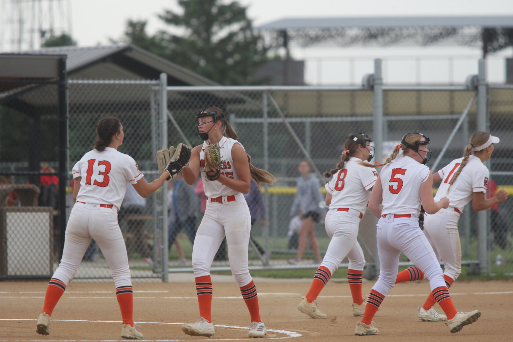 South Dakota state high school softball tournament scoreboard for June