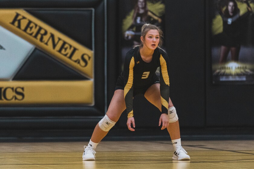 9-29-22VolleyballMitchellvsRoosevelt-25.jpg