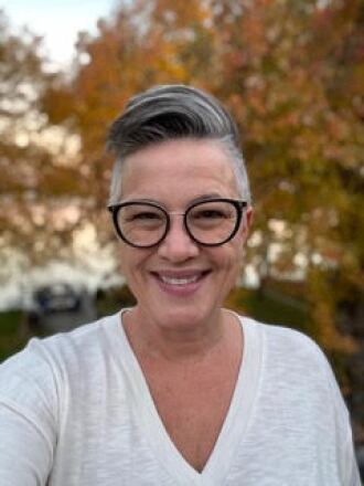 Amy Erickson.jpg