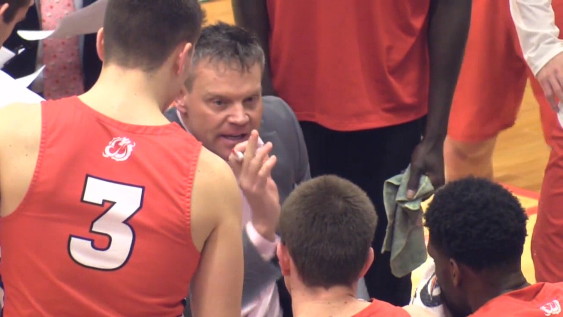 MSUM men bounce by Golden Bears - InForum | Fargo, Moorhead and West ...