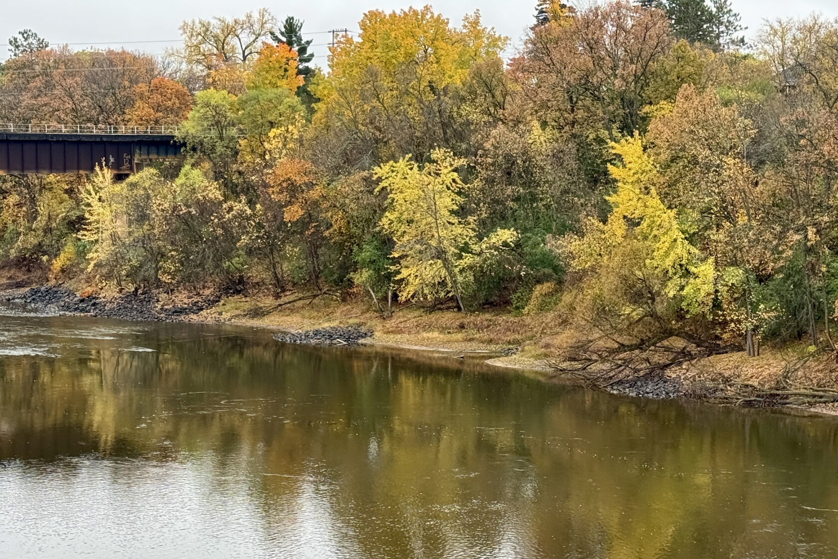 Coloured Spots Low water, lasting color - Brainerd Dispatch | News, weather, sports ...