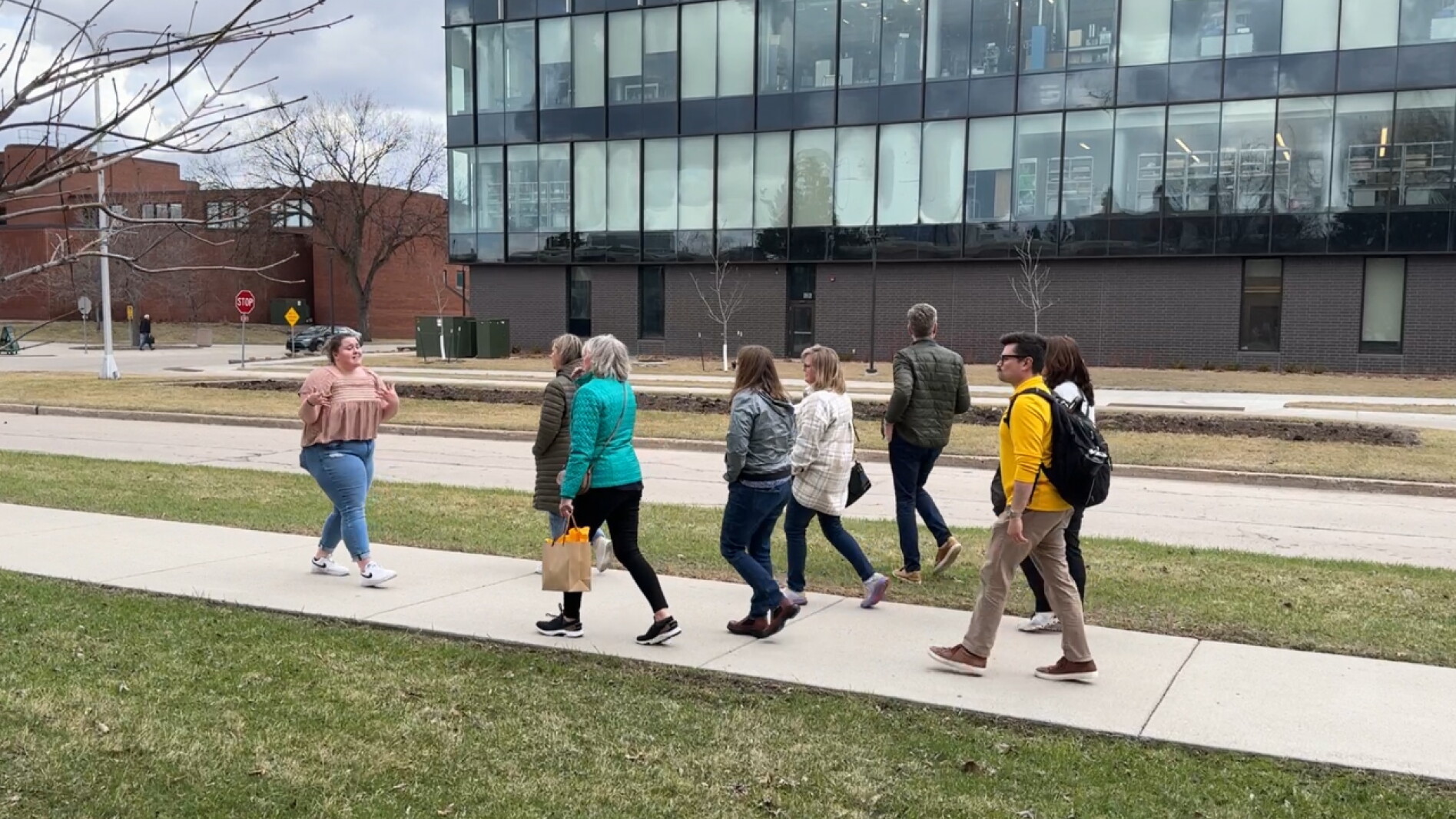 Area colleges host Twin Cities high school counselors for joint tour