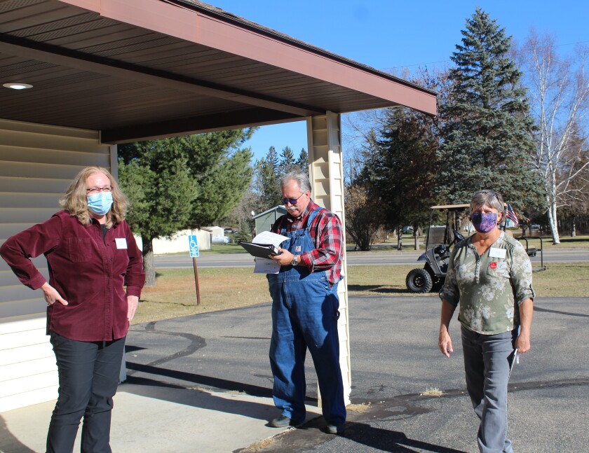 110720.N.PRE.HubbardTwpvotingcurbside1.jpg
