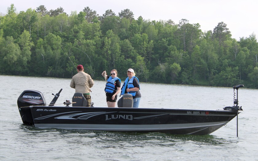 061522.N.PRE.KinshipLeeSkajewskiBoat.jpg