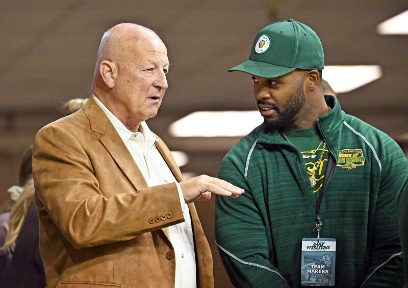 NDSU Bison Dominate Wyoming 28-0, Secure ‘Battle of the Basins’ Trophy