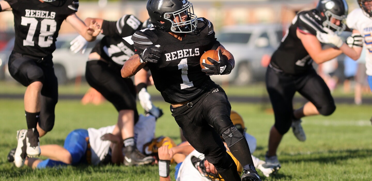 D-G-F rolls by Thief River Falls to open football season