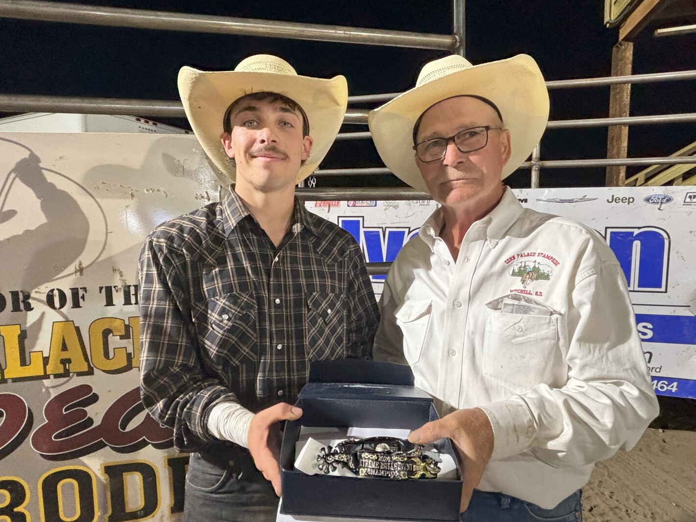 Eagle Riding Corn Eagle Butte's Raile Joens scores big ride to win Xtreme Bulls event ...