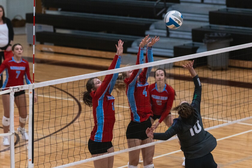 11-1-22PrepVolleyballBonHommevsKWL-3.jpg