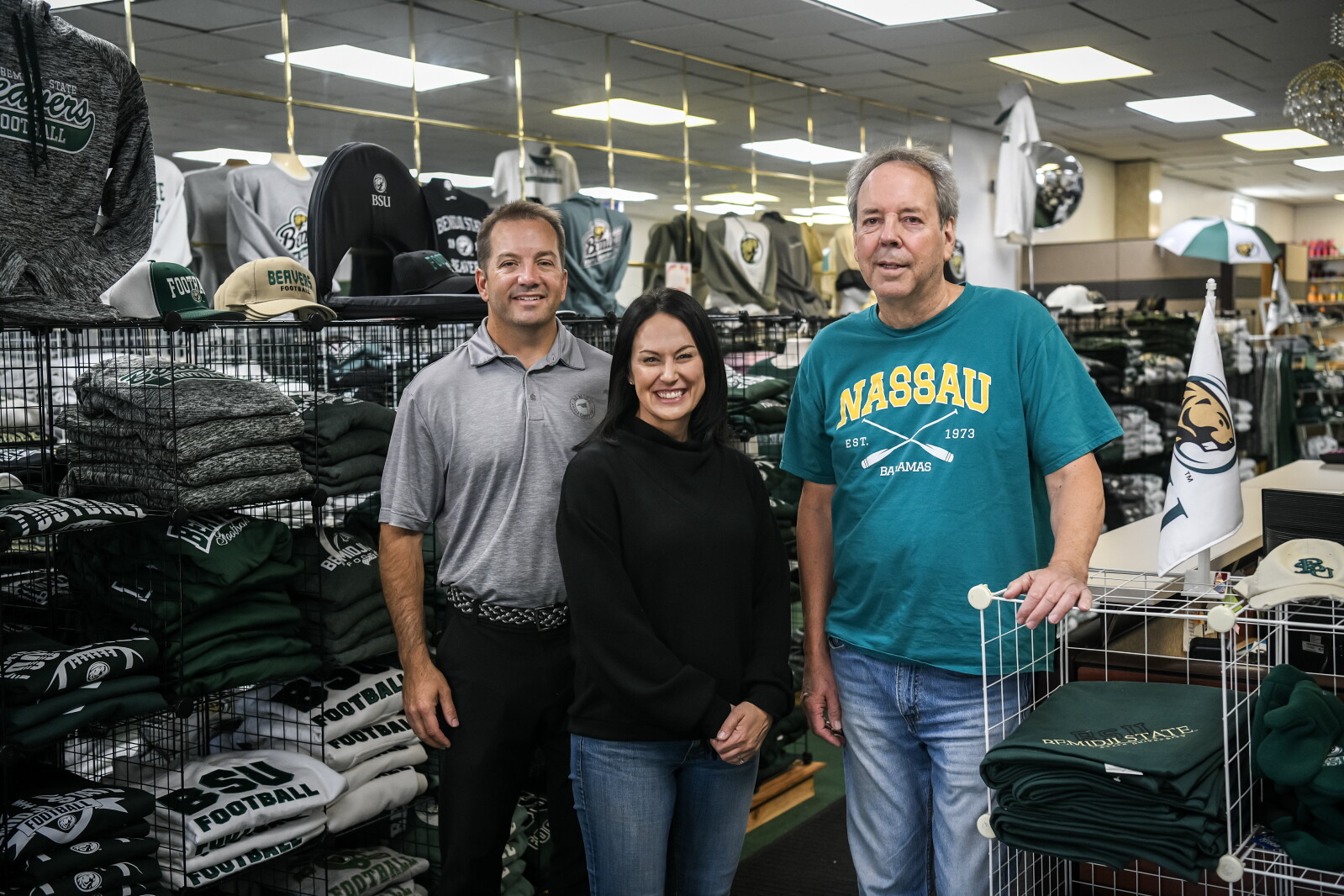 Brinks take over Cool Threads in downtown Bemidji as ‘Ziggy’ gets set to retire