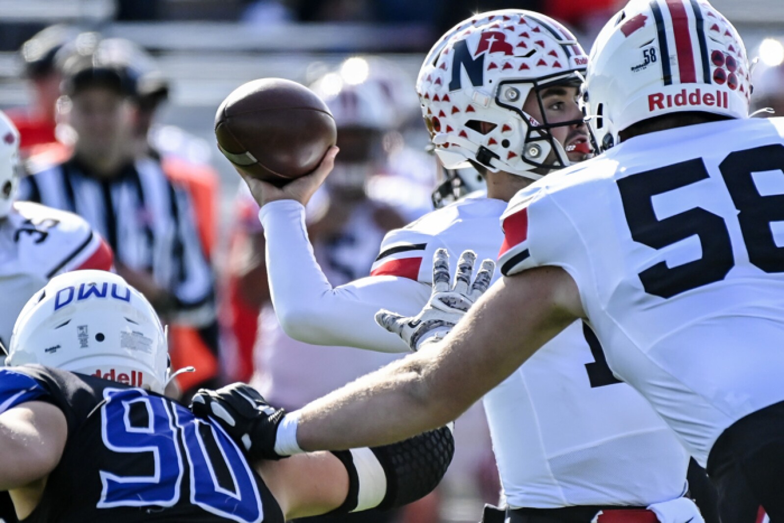 102321.DWUFootball16.jpg