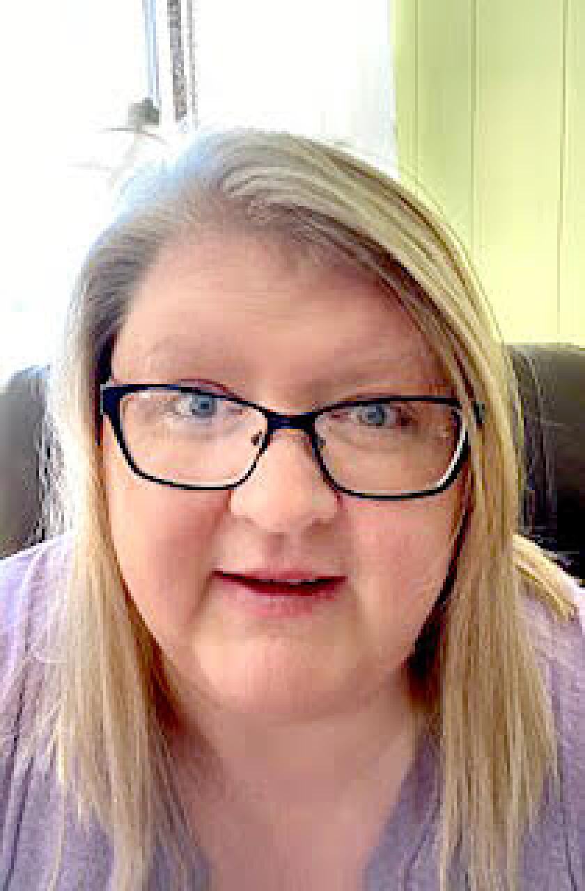 032721.F.DNT.VIRTUALBOOKCLUBS_Heidi Harrison.jpg