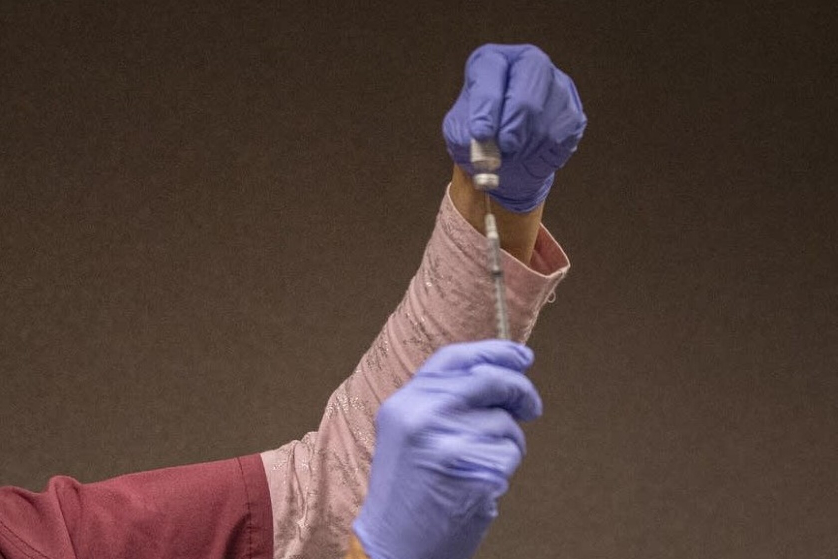 CVS Health to begin vaccinating at Fargo pharmacy Sunday - InForum ...