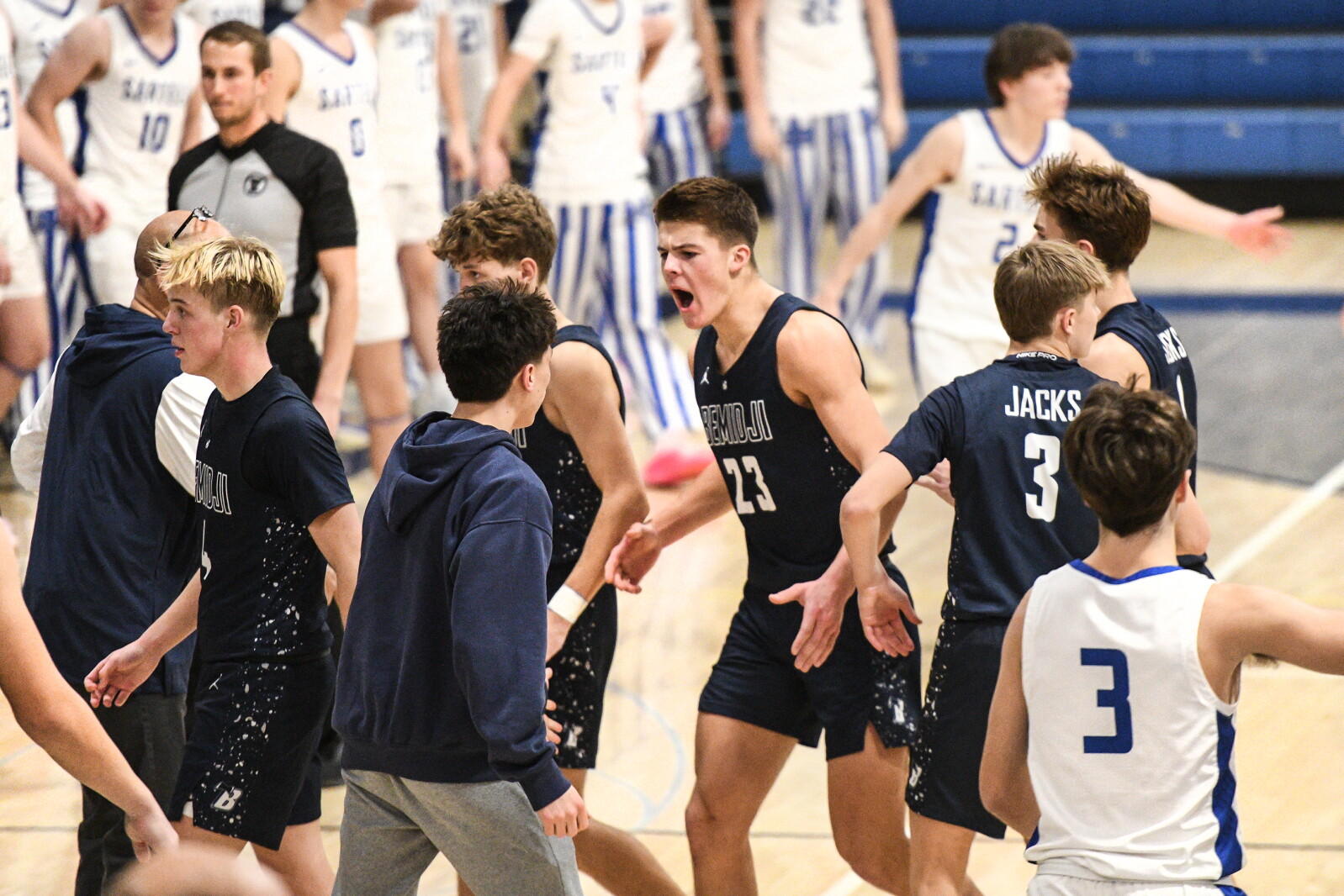 Austin Riewer finds his 3-point shot in Bemidji’s dramatic comeback win ...