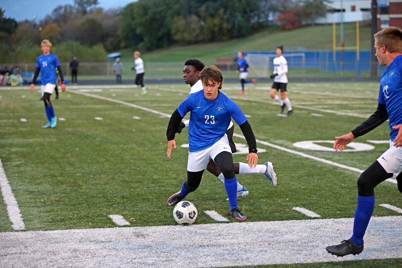 Brainerd boys soccer vs Rogers