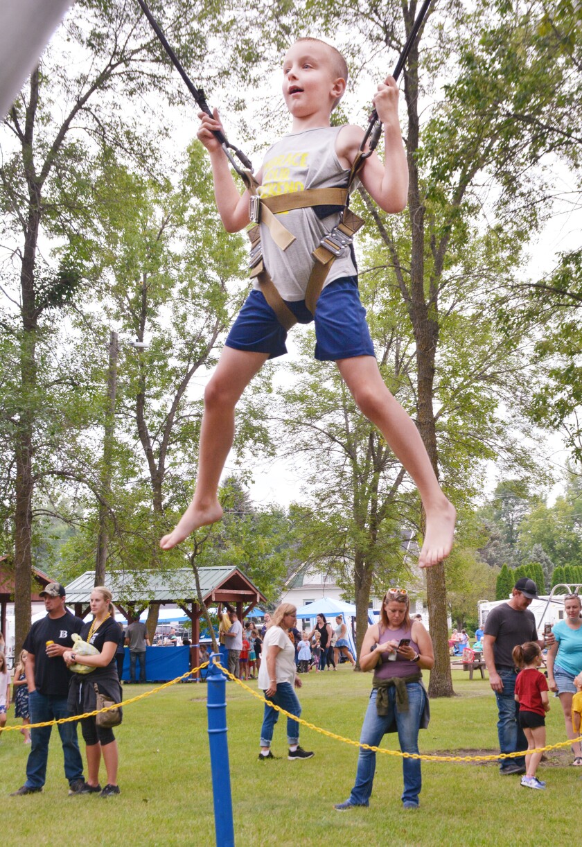 Garfield Bungee 7988.jpg