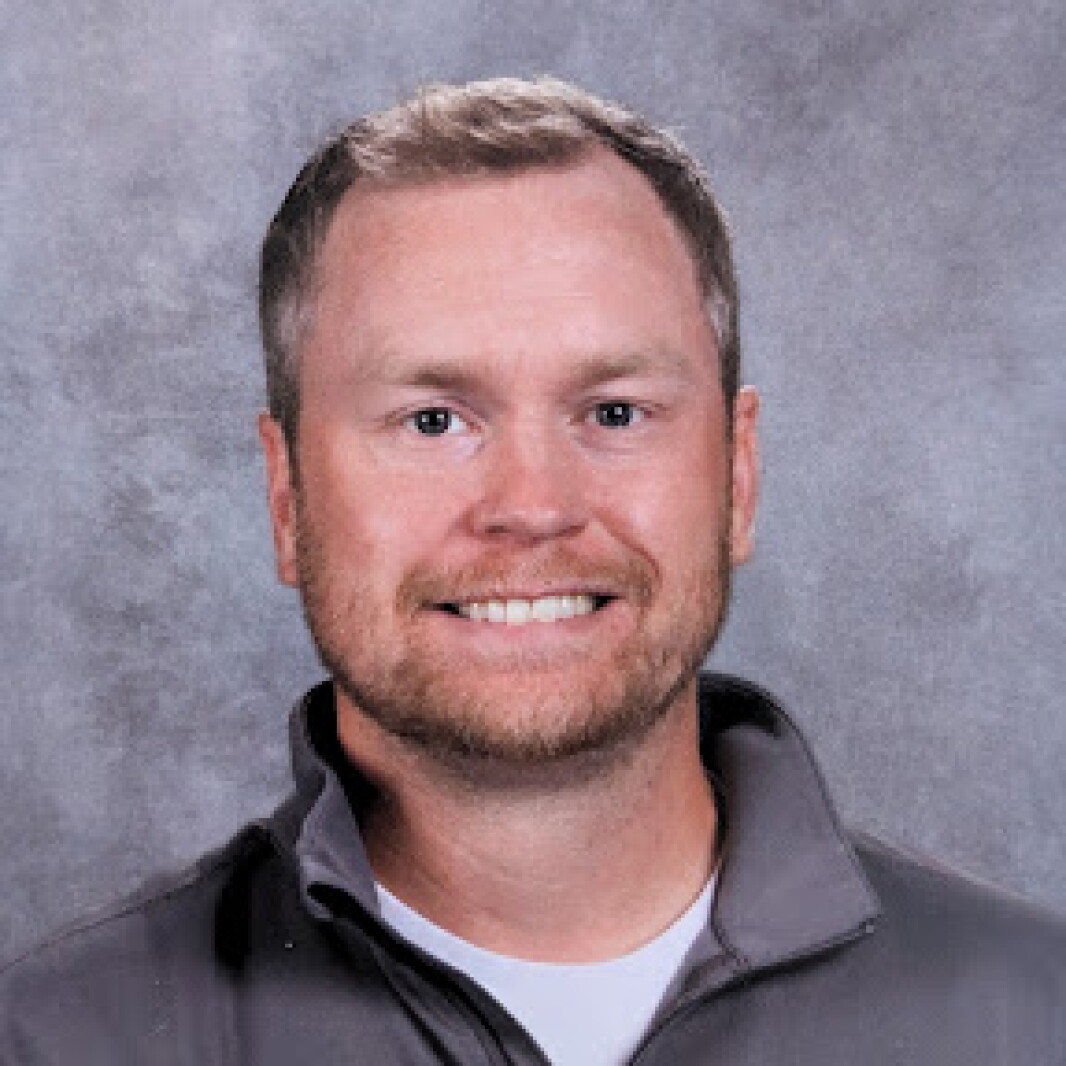 Chris Lee returns as Sidney AD