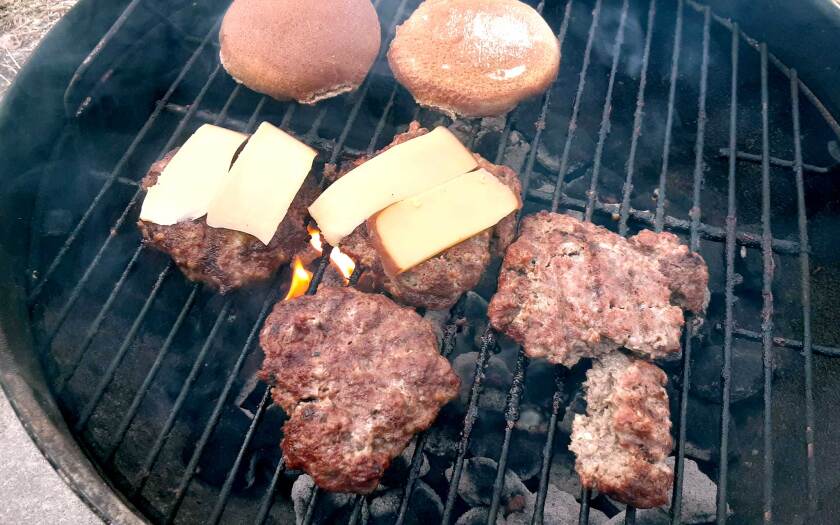 051021-Chefs-Hat-burgers-on-grill.jpg