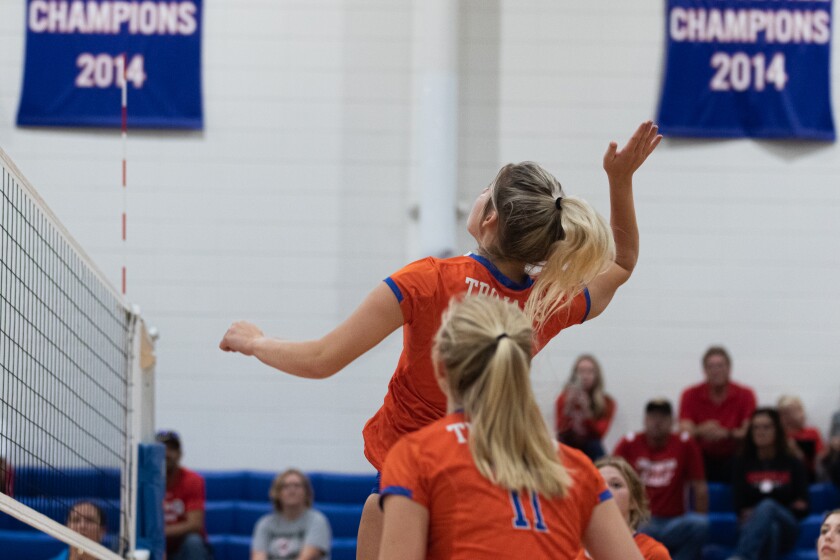 8-25-22VolleyballChamberlainvsParkston-25.jpg