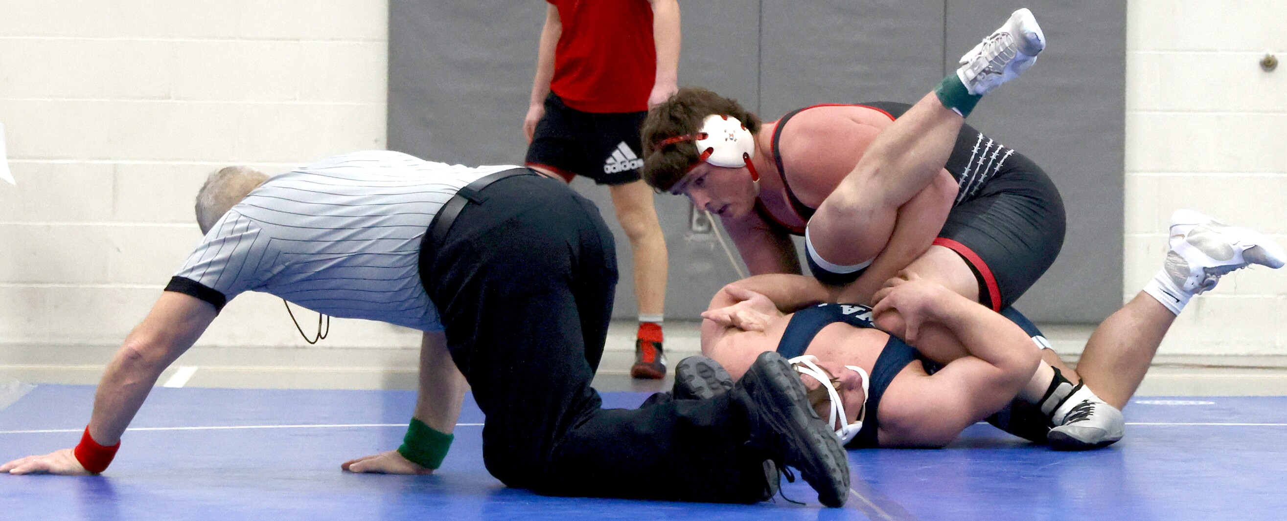 Former prep stars Handevidt, Hennings compete in Worthington Open - The ...