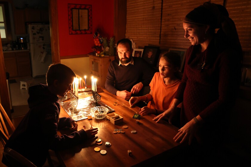 122222.Hanukkah2.jpg