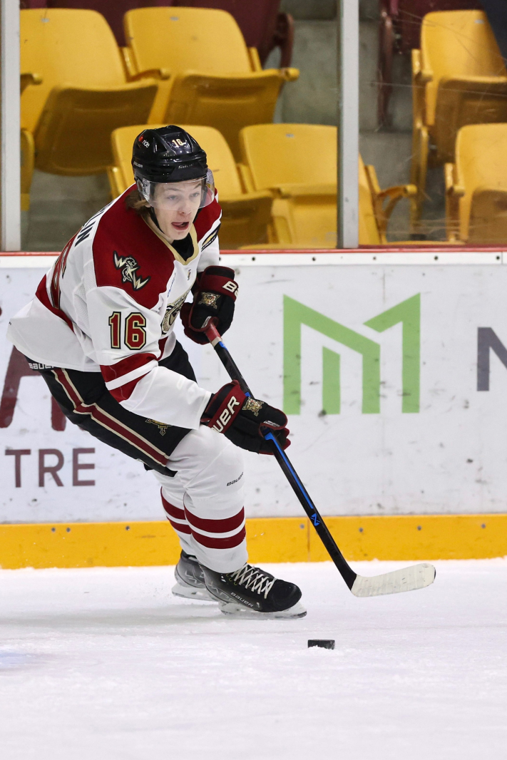 Former Gentry Academy state champion makes college commitment after ...