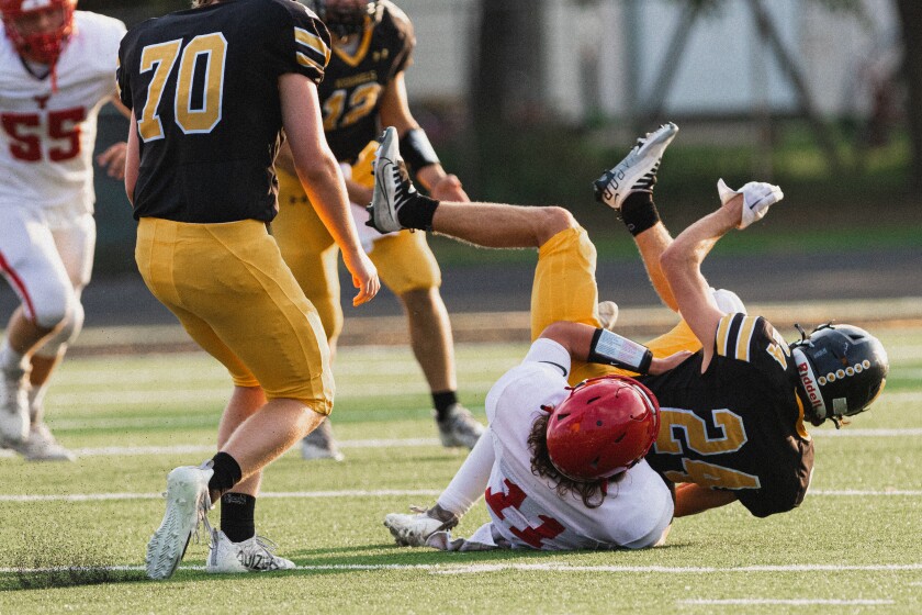 8-26-22FootballMitchellvsYankton-17.jpg