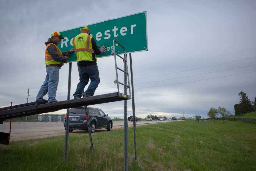 Angleton Population Sign The signs (and population numbers) are a'changing - Post Bulletin ...
