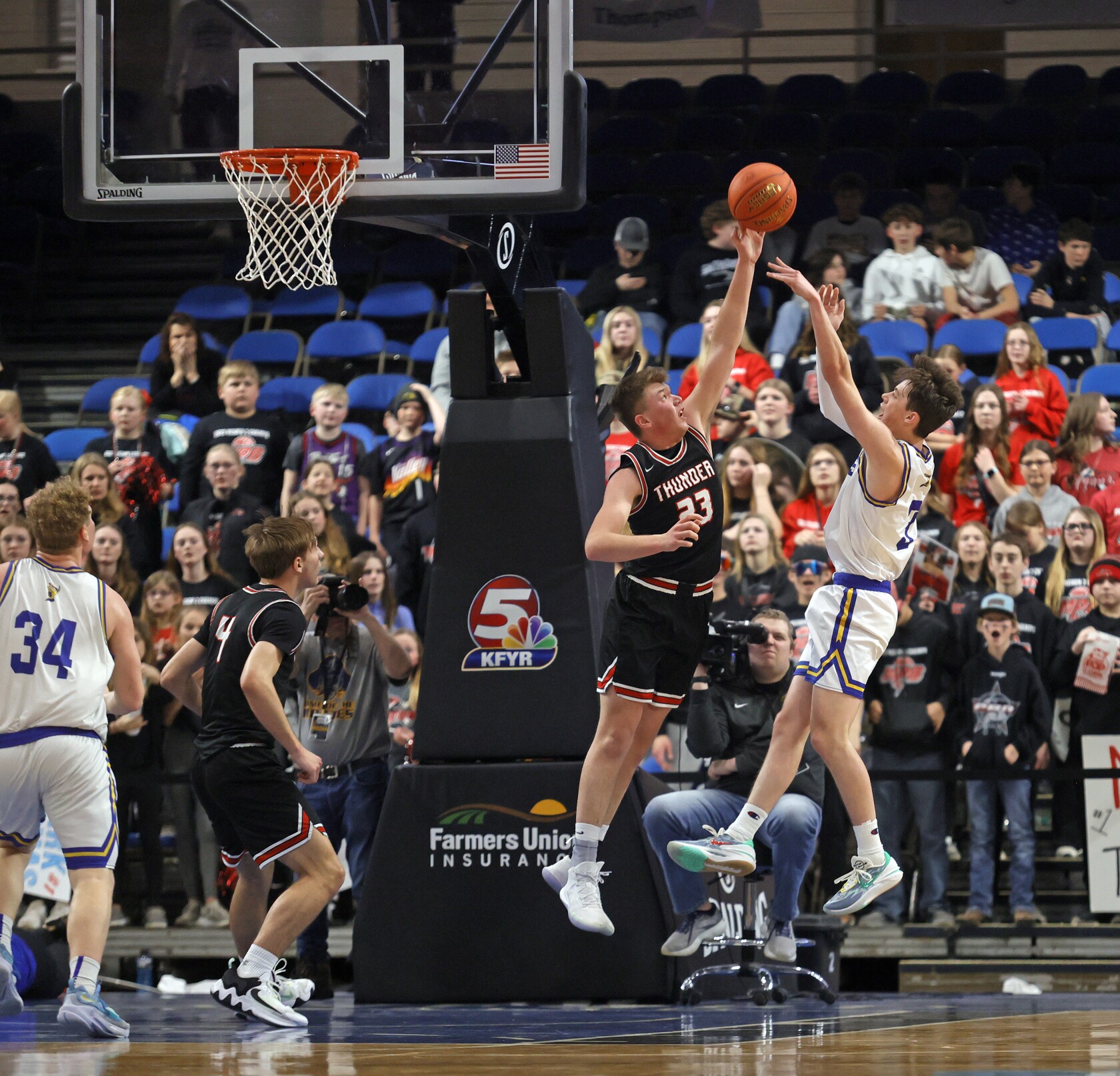 Beulah s 23 0 Run In The Second Half Powers Miners Over Medina Pingree beulah-s-23-0-run-in-the-second-half-powers-miners-over-medina-pingree