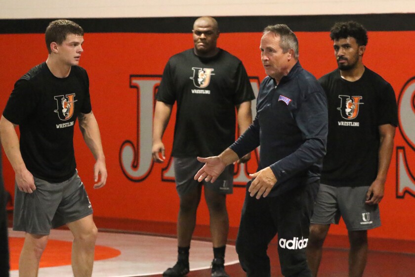 Jimmies men's wrestling working to continue to improve under Zalesky ...