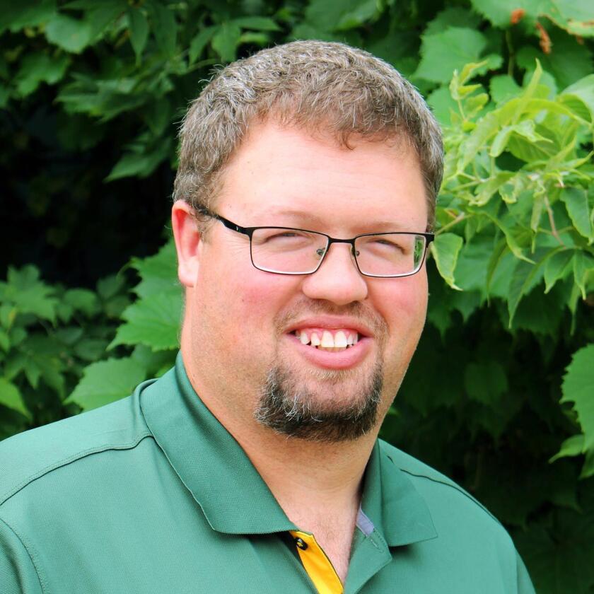 Jason Groth.jpg