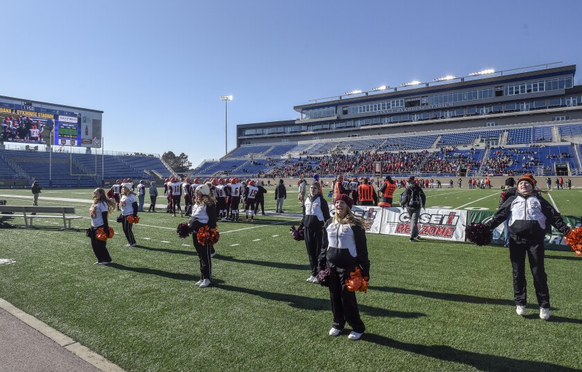 111619.N.DR.BROOKINGSFOOTBALL7.jpg