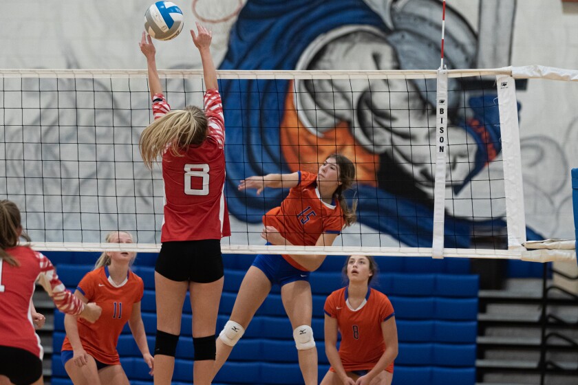 8-25-22VolleyballChamberlainvsParkston-23.jpg