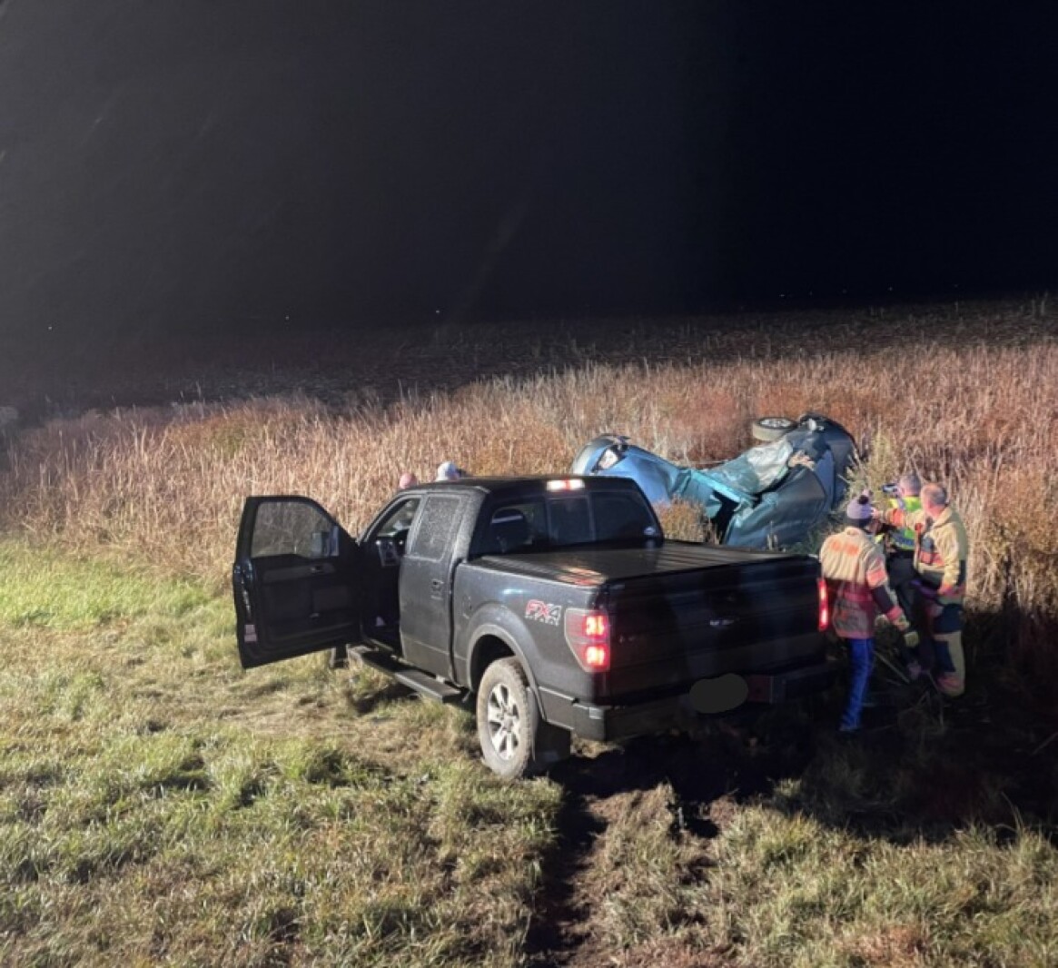 T-bone crash west of Tea injures two