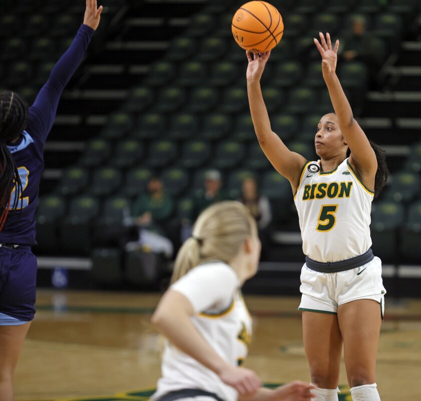 012122.S.FF.NDSUwomensbb